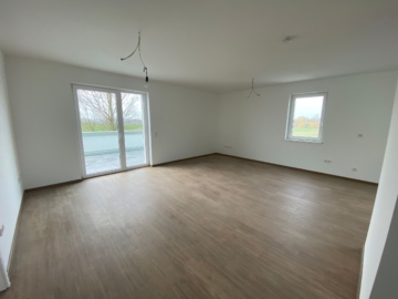 Moderne Penthouse-Wohnung mit großer Dachterrasse in Seelze - Helles Wohnzimmer (4910)