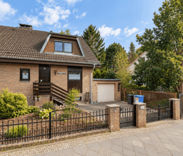 Großzügige DHH mit großem Garten, Kamin, Garage, Keller & ca. 198 m² Wohn-/Nutzfläche in Lichtenrade - Bild (7186)