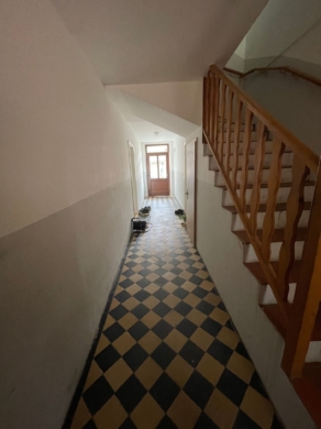 4-Seitenhof in Britz – ruhige Lage, vielseitig nutzbar - Flur (4324)