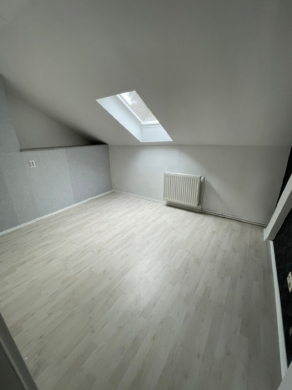 4-Seitenhof in Britz – ruhige Lage, vielseitig nutzbar - Dachgeschoss Wohnzimmer (4329)