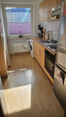 Helle 2-Zimmer-Wohnung in Dedensen – Verfügbar ab Juni 2026 - Helle Küche mit Geräten (5671)