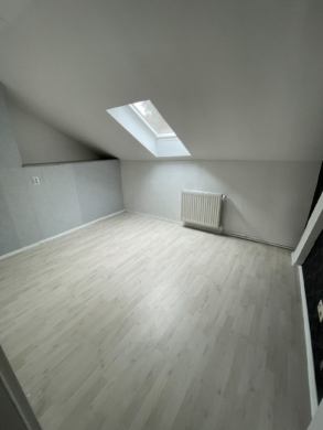 Voll vermietetes Mehrfamilienhaus mit 4 Wohneinheiten & Entwicklungspotenzial bei Eberswalde - Zimmer (6787)