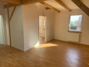 Dreifamilienhaus mit Sauna & Garten – ideal für Mehrgenerationenwohnen - Raum mit Licht (6797)