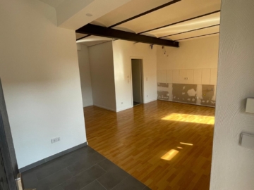 Dreifamilienhaus mit Sauna & Garten – ideal für Mehrgenerationenwohnen - Wohnbereich (6798)