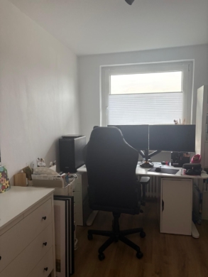 Helle 3-Zimmer-Wohnung mit Balkon in Dedensen - Büro / Kinderzimmer (6139)