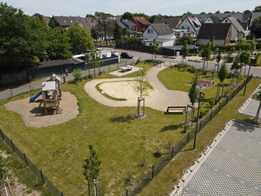 Spielplatz in Wohngebiet