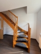 Holztreppe mit Teppichstufen - Zwei Mehrfamilienhäuser als Kapitalanlage inkl. traumhaftem Baugrundstück & Nebengebäude in Spechthausen bei Eberswalde