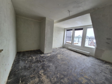 Charmante Dachgeschosswohnung in Seelze mit Balkon - Wohnzimmer 5 (5099)