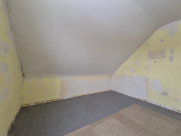 Charmante Dachgeschosswohnung in Seelze mit Balkon - Küche 3 (5087)