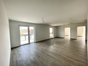 Helle 3-Zimmer-Wohnung mit Balkon in Dedensen - Wohnzimmer 1 (5731)